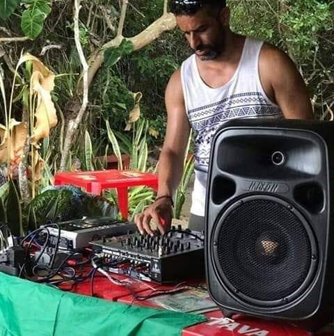 DJ Gustavo Ruddock estreia programa bombástico “Jamaican Groove Sessions” na Rádio Midnite Reggae!